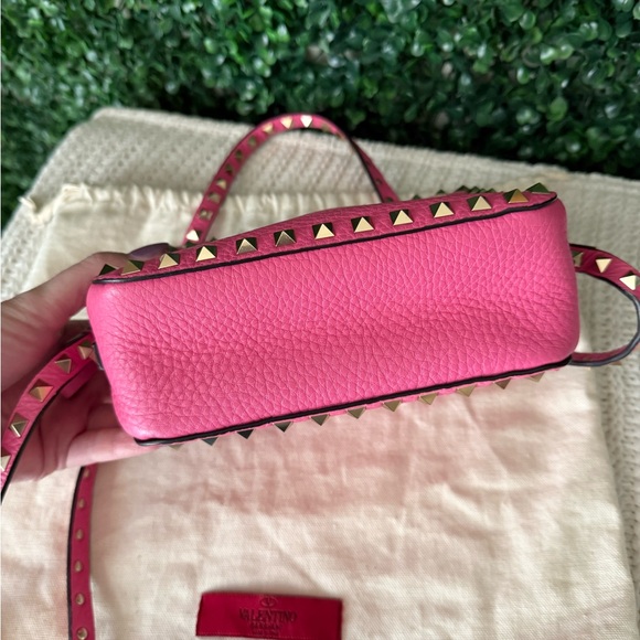 Valentino Pink Studded Women's Crossbody Bag Authentic - Picture 5 of 9